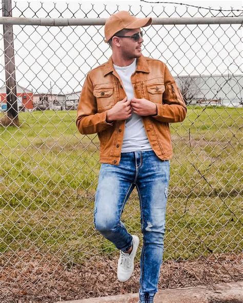 53 Best Mens Denim Jacket Outfits 2023 Style Guide