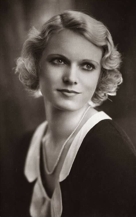 anna neagle old film stars old hollywood stars actresses
