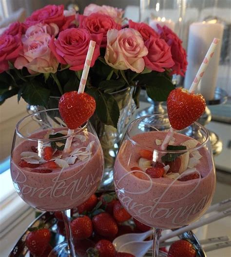 Smoothie Table Decorations Alcoholic Drinks Rose Wine