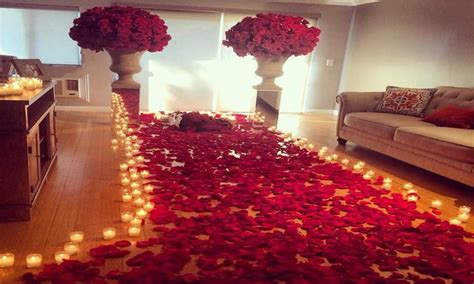 21 Romantic Room Decoration Ideas And Tips To Decorate Your Bedroom Romantic Candles Romantic