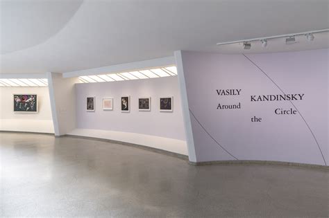 Vasily Kandinsky En Torno Al Círculo The Guggenheim Museums And