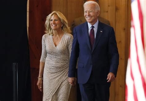 Democratic presidential candidate joe biden and his wife jill biden at the 2020 democratic national convention. Biden, Harris, and Spouses Release Tax Returns Ahead of ...