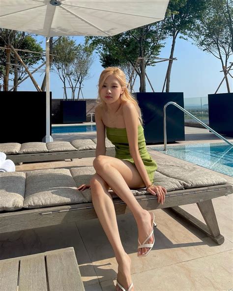 Blackpinks Rosé Spills Her Secrets On Taking The Perfect Instagram Photo Koreaboo