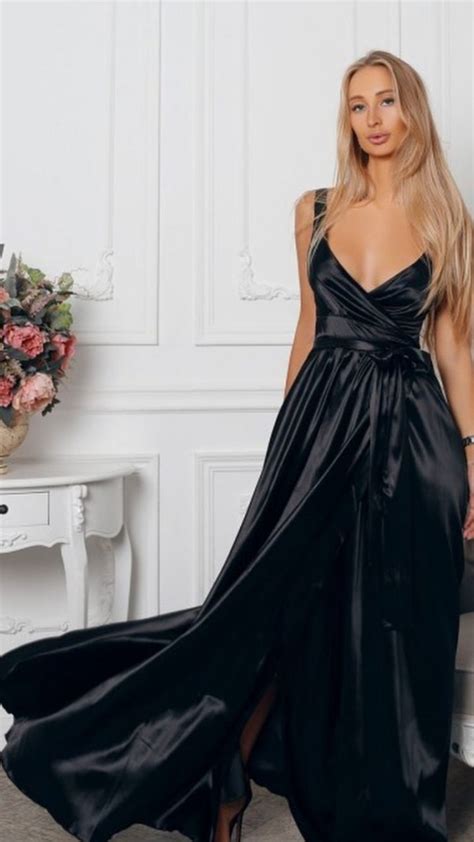Черное длинное платье с пышной юбкой Купить в Киеве • Интернет магазин