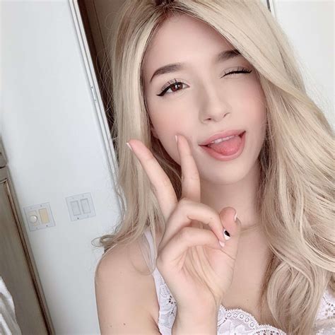 Browse mewgulf fanfics and stories. Pokimane Fanfic - Corpse Husband Speaks To Pokimane In French And The Internet Can T Get Enough ...
