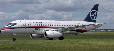 El Sukhoi Superjet 100 El Avión Comercial Con El Que Rusia Espera