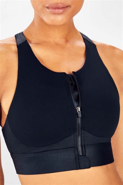 The Best High Impact Sports Bras That Will Actually Support Your Boobs