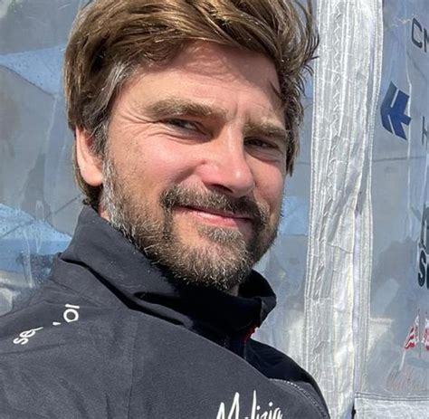 The vendée globe is nowadays the only sailing race around the world solo, nonstop and unassisted. Solo-Weltumseglung Vendée Globe: Herrmann sieht ...
