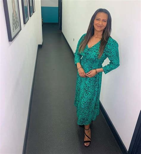 Ranvir Singh Surprises In Waist Cinching Dress And The Colour Is Unreal Hello