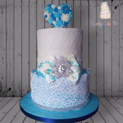Your 18th birthday opens up so many options that you can juggle and start enjoying your adulthood. 18th Birthday Cake by Shell at Spotty Cake Tin | 18th ...
