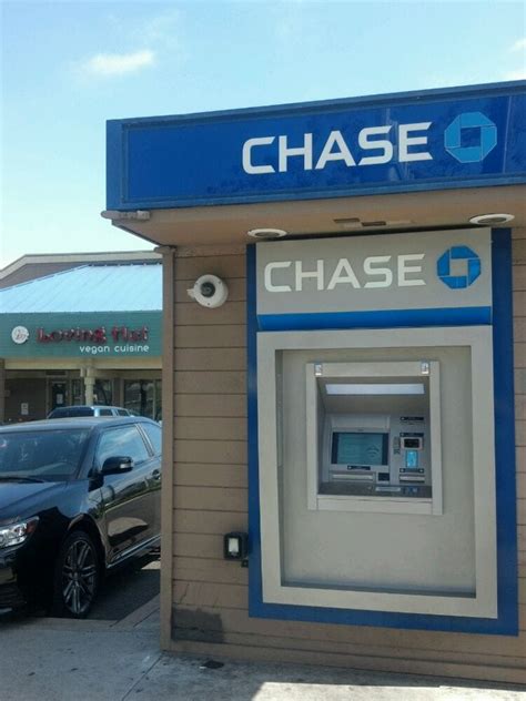 Jpmorgan chase bank has a total of 198 locations outside u.s. Chase ATM - CLOSED - Banks & Credit Unions - Yelp