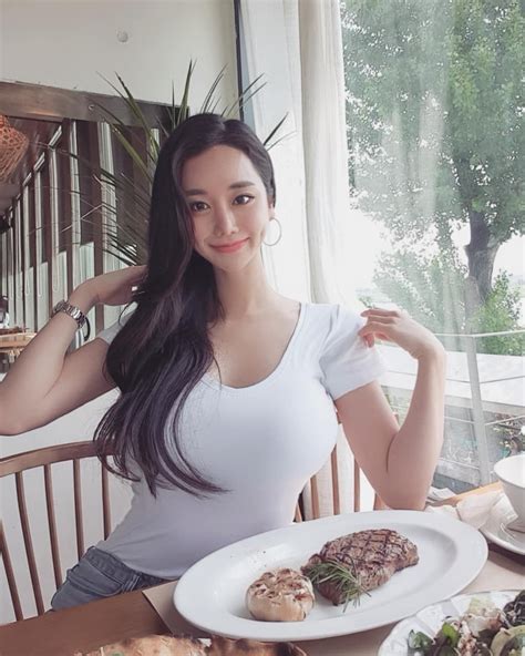 Pose Voluptuous Women Asian Girl My Girl Boobs Stunning Ethnic Recipes Beauty