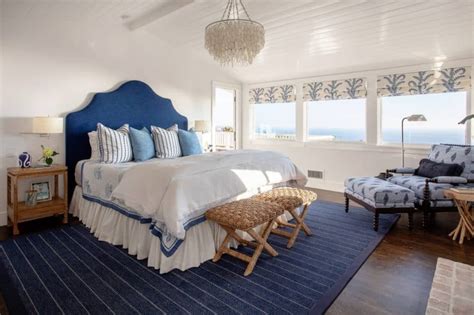 Our luxuriantly playful suite abode overlooks the bright whit. 50 Beach Style Master Bedroom Ideas (Photos)