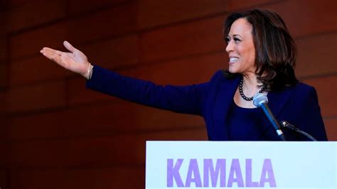 Kamala Harris Pitch To African American Voters Falls Flat Youtube