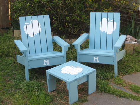 Ana White Kids Adirondack Chairs And A Little Scrap Table Too Diy