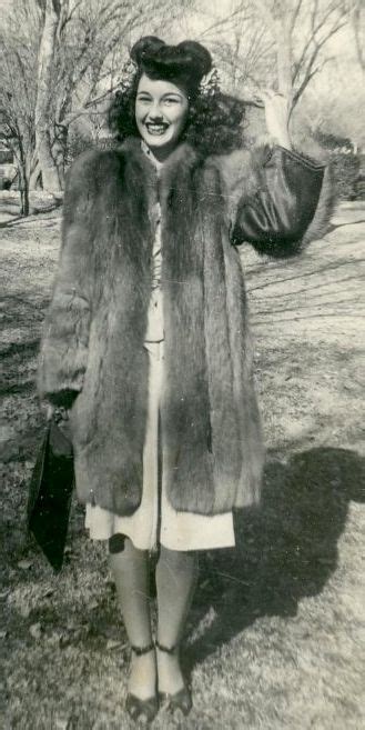 1940s Fur Coat 1940s Fashion Fur Fashion Vintage Fashion Jackets