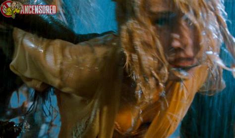 Naked Naomi Watts In King Kong Iii