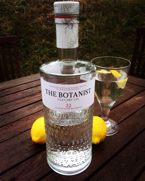 The Botanist Gin With Fever Tree Tonic Best Gin Gin Botanist Gin