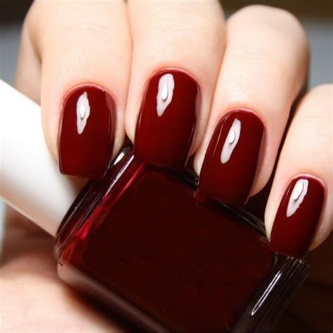 Buy Combo Of 2 Matte Me Liquid Lipstick With 2 Nail Paint Red Maroon