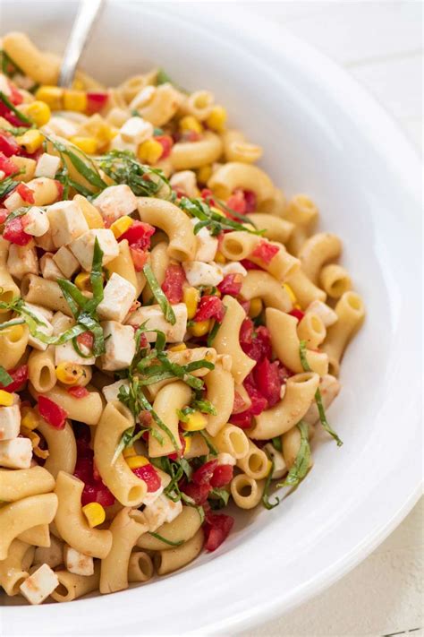 Tomato Corn Basil And Mozzarella Pasta Salad — The Mom 100