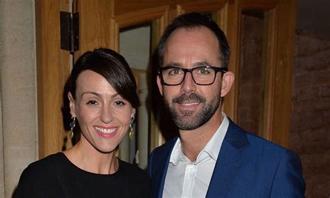 Suranne jones has welcomed her first child with husband laurence akers, after revealing her surprise pregnancy at the national television awards a rep for the actress confirmed the lovely baby news, saying: Suranne Jones 'weds fiancé Laurence Akers in front of ...