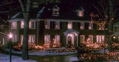 Take A Tour Of Huge Home Alone House 30 Years On From Movie Hitting