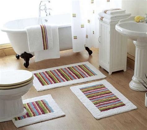Gorilla grip original luxury chenille bathroom rug mat. 10 Interesting and Fun Bathroom Area Rugs - Rilane