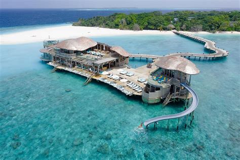 Best Surf Resorts In The Maldives By The Asia Collective Dream