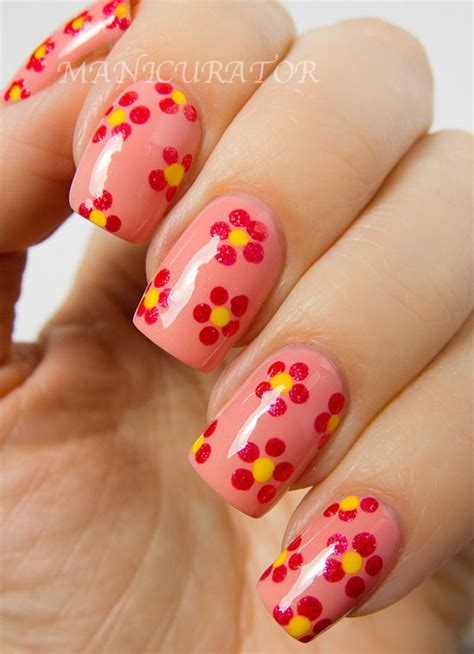 15 Easy And Simple Spring Flower Nail Art Designstrends