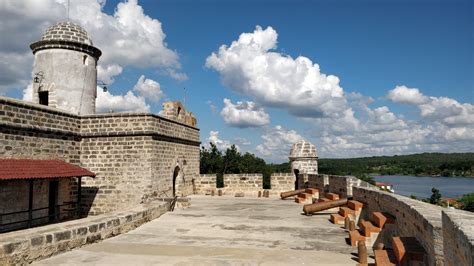 Castillo de Jagua : Cienfuegos Cuba | Visions of Travel