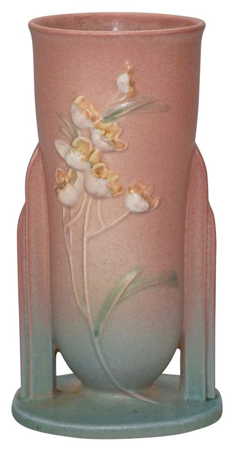 Roseville Pottery Ixia Pink Vase 856 8 Pottery Art Pottery