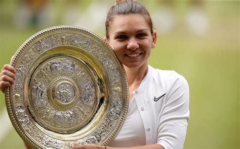 Simona Halep Stuns Wimbledon With Emphatic Victory Over Serena Williams