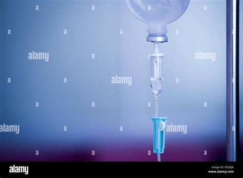 Normal Saline Hi Res Stock Photography And Images Alamy