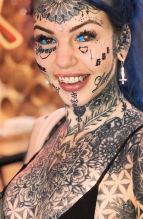 Dragon Girl Goes Blind Tattooing Eyeballs Blue Gold Coast Bulletin