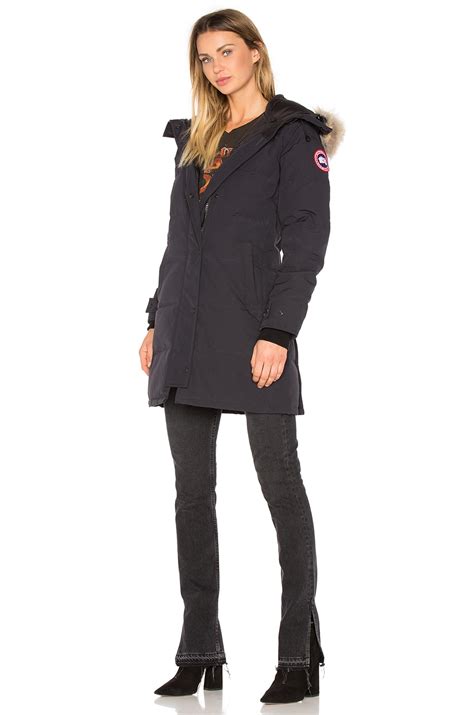 Canada Goose Shelburne Genuine Coyote Fur Trim Down Parka In Navy Modesens