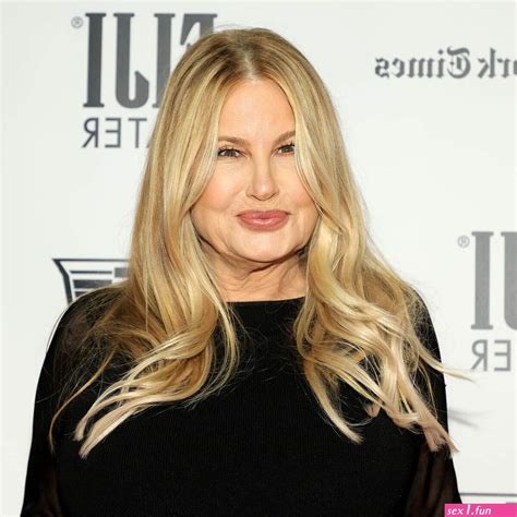 jennifer coolidge tits free sex photos and porn images at sex1 fun