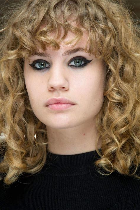 bangs hair guide inspirational looks shoulder length curly hair curly hair styles