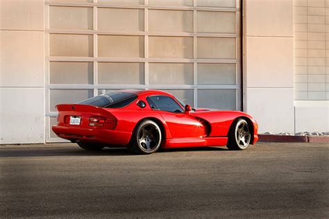 10 Dodge Viper Sports Car Supercar Side View Stock Photos Pictures