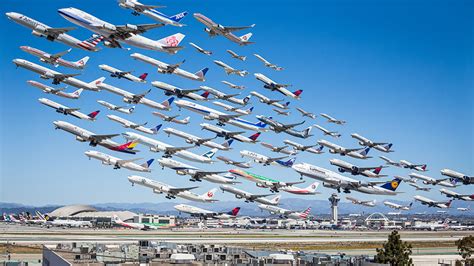 10 Surreal Photos Of Air Traffic Around The World Took 2 Years To Capture