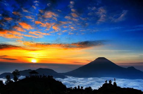 Dieng Plateau Sikunir Golden Sunrise Tour From Yogyakarta Online Tour