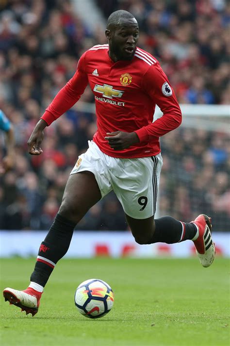 Born 13 may 1993) is a belgian professional footballer who plays as a striker for serie a club inter milan and the belgium. Romelu Lukaku injury: Belgian football expert provides ...