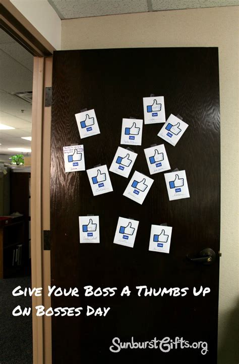Hand your boss the present when and where there's the least foot traffic around you as. Give Your Boss a Thumbs Up On Bosses Day - Thoughtful ...