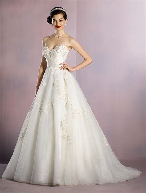 Wedding Dress Disney Alfred Angelo Collection 256 Snow White