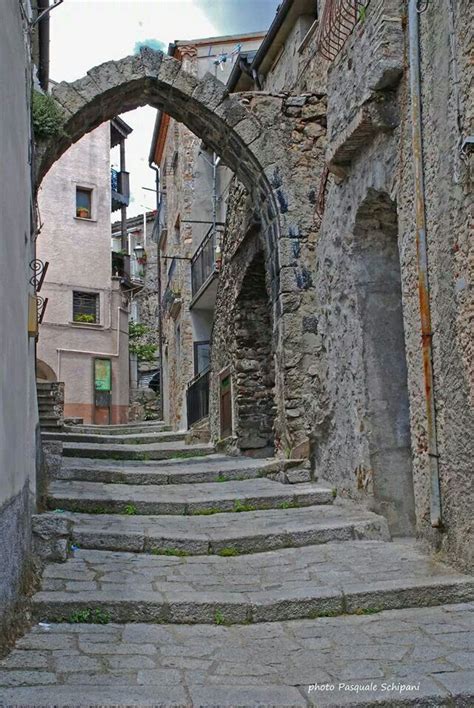 Uuri majutuste täisnimekirja ja leia endale täiuslik koht. San giovanni in fiore. | Italy travel, San, Giovanni