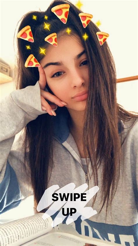 Foto cahyani artis tik tok. Pin di Fanycncoforever su tik tok | Foto di celebrità ...