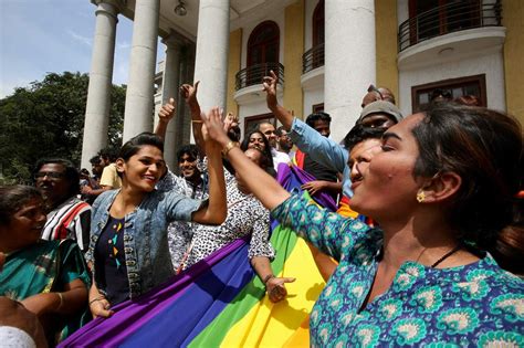 Tribunal Supremo Despenaliza La Homosexualidad En La India