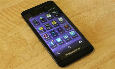 We usually offer three download links, you can choose the best. Get Skype from App World for BlackBerry Z10 After Updating ...