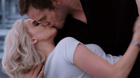 Passengers 2016 All Kissing Scene Jennifer Lawrence Chris Pratt Hindi Fast As A Kay