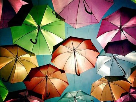 wallpapers: Colorful Umbrellas