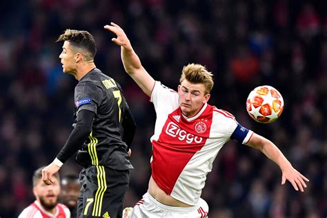 Italian serie a match juventus vs fiorentina 22.12.2020. Ajax vs Juventus: Five things we learned as David Neres ...